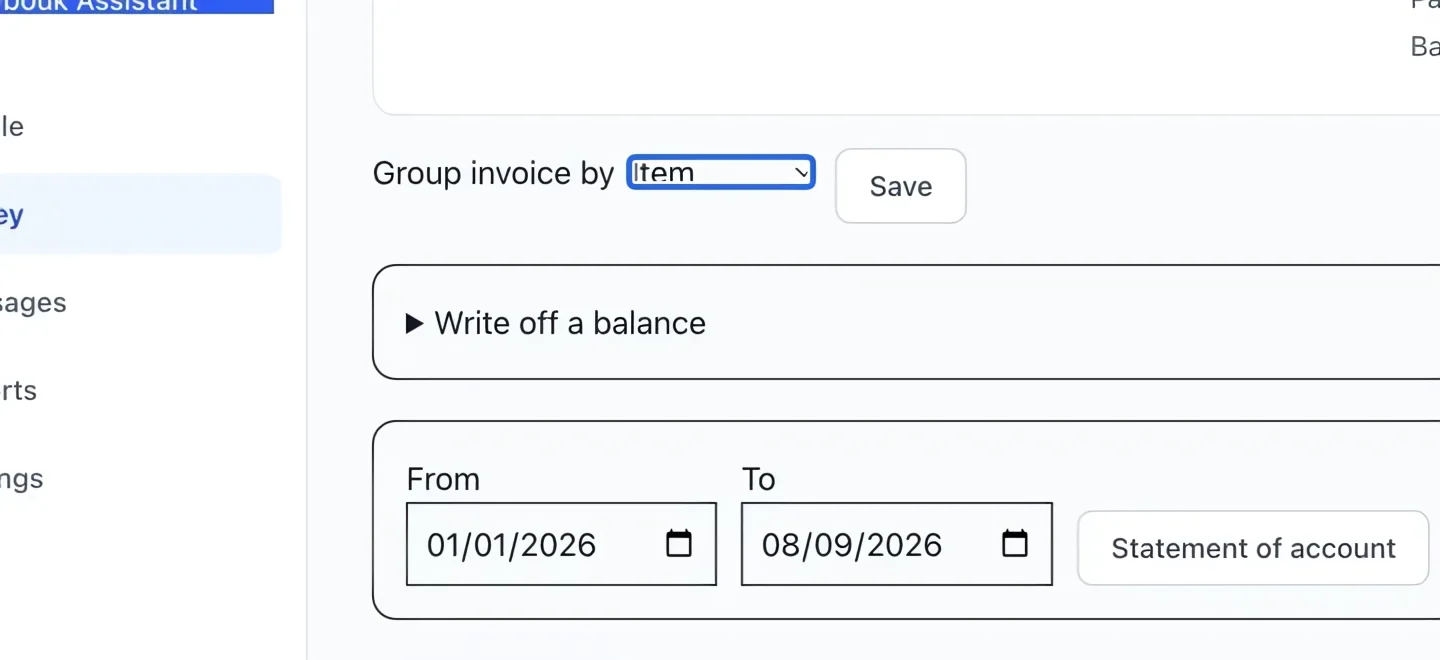 Screenshot: Choose how invoices group lines. The blue outlines identify the controls described in this step.