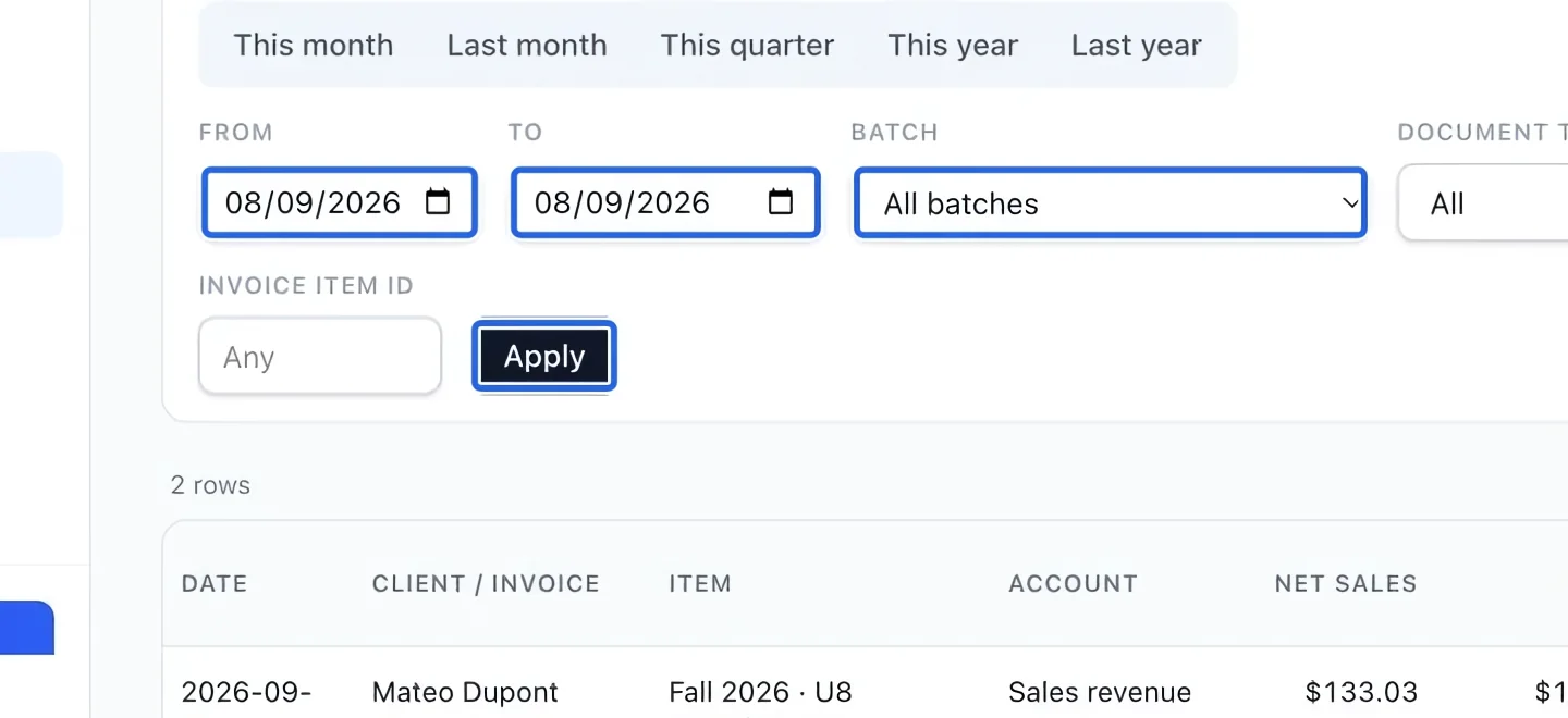 Screenshot: Choose the report period. The blue outlines identify the controls described in this step.