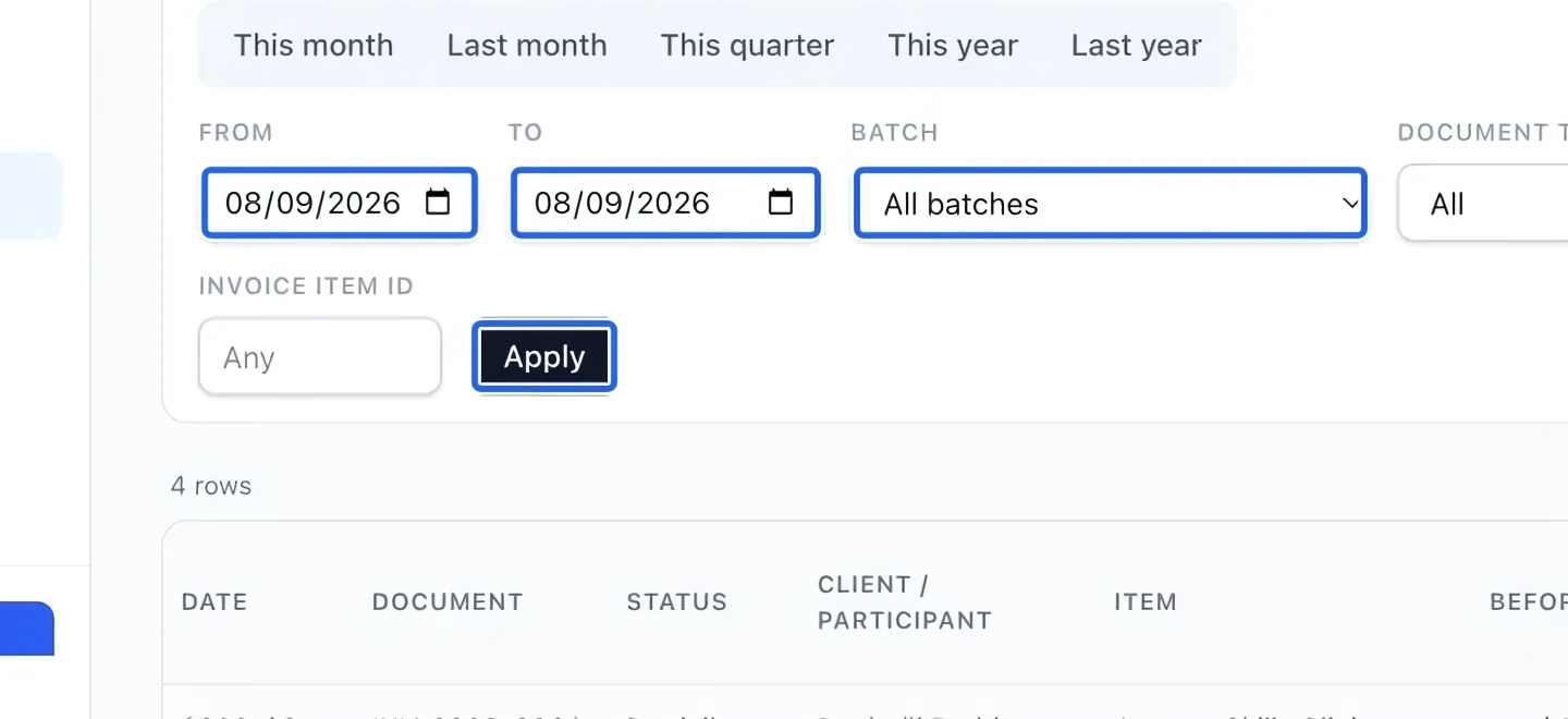 Screenshot: Choose the report period. The blue outlines identify the controls described in this step.