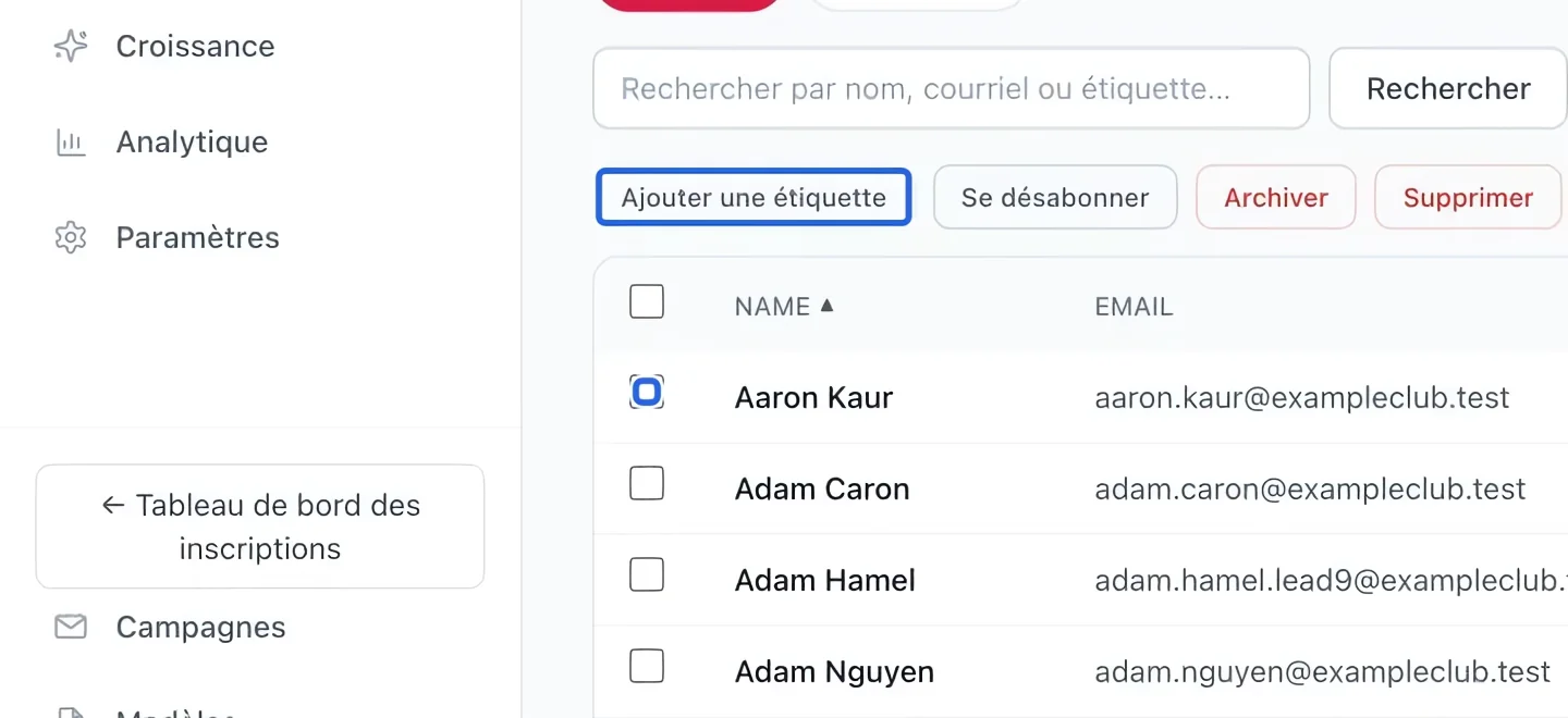 Capture : Organiser les contacts enregistrés. Les cadres bleus indiquent les commandes décrites dans cette étape.