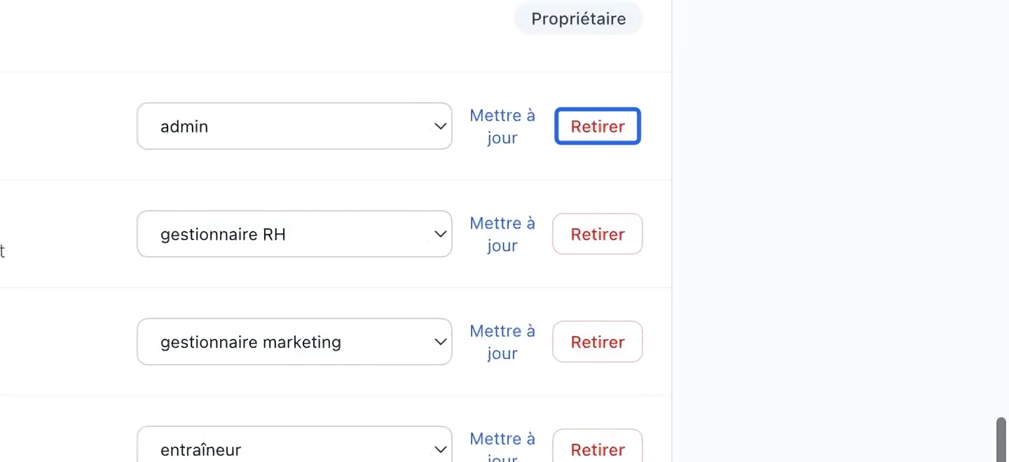 Capture : Retirer un accès au besoin. Les cadres bleus indiquent les commandes décrites dans cette étape.